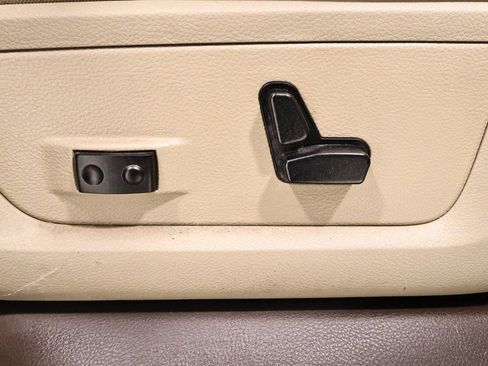 Used 2010 Dodge Ram 2500 Truck Laramie image 20