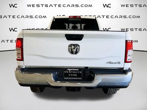 New 2024 RAM 2500 Tradesman w/ Chrome Appearance Group AWD/4WD image 7