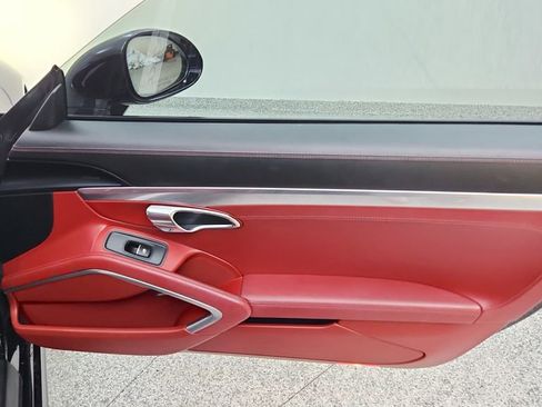 Used 2017 Porsche 911 Targa 4S image 30