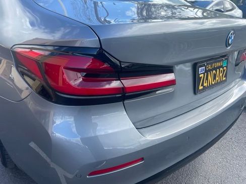 Used 2023 BMW 530e w/ Executive Package image 6