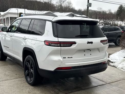 Used 2021 Jeep Grand Cherokee L Laredo image 4