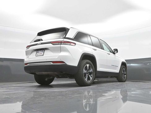 Used 2024 Jeep Grand Cherokee Limited 4xe AWD/4WD image 56