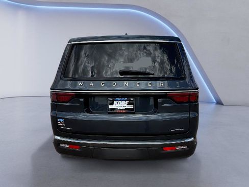 Used 2022 Jeep Wagoneer Series I w/ Convenience Group I AWD/4WD image 14