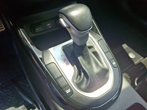 Used 2023 Kia Forte GT-Line w/ GT-Line Premium Package image 16