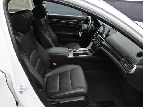 Certified 2022 Honda Accord Sport image 24