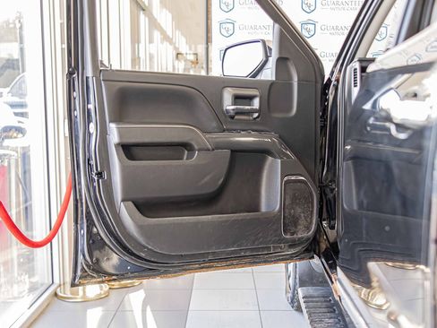 Used 2015 GMC Sierra 1500 SLE image 32