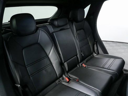 Certified 2025 Porsche Cayenne GTS image 21