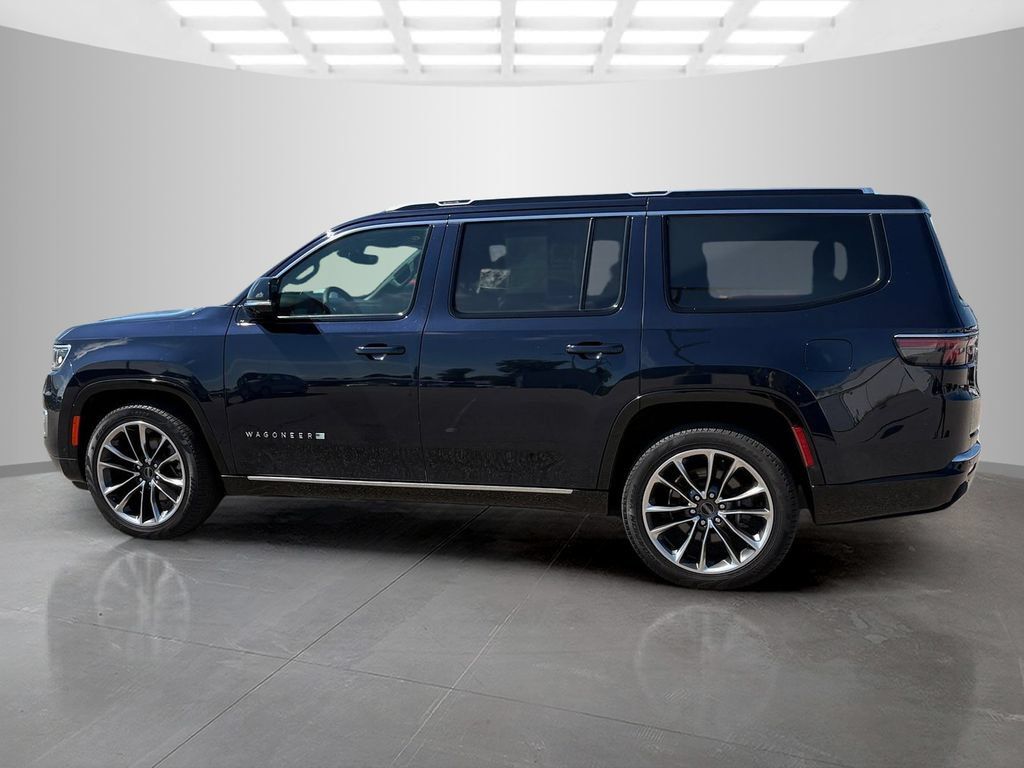 Used 2025 Jeep Wagoneer Series III w/ Premium Group I AWD/4WD image 7