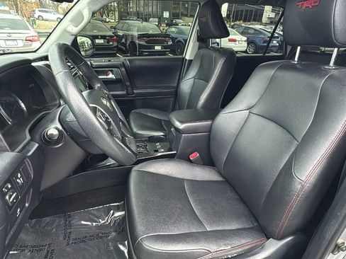 Used 2019 Toyota 4Runner TRD Off-Road Premium image 10