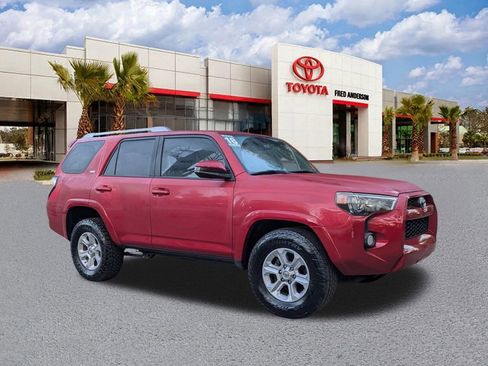Used 2018 Toyota 4Runner SR5 image 1