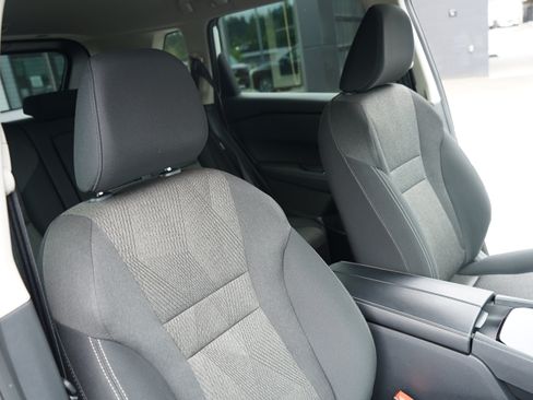 Used 2024 Nissan Rogue SV image 21