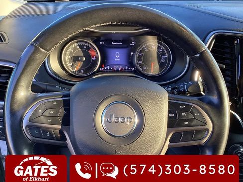 Used 2020 Jeep Cherokee Limited image 31