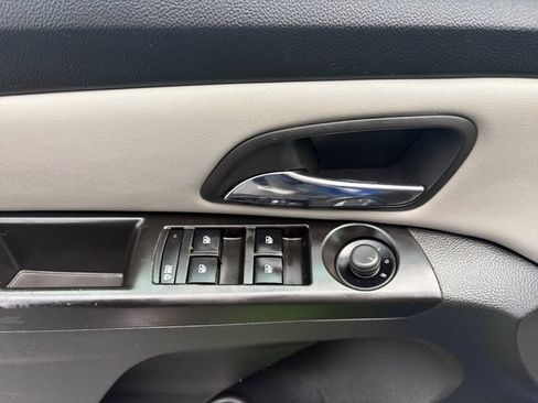 Used 2013 Chevrolet Cruze Eco FWD image 15