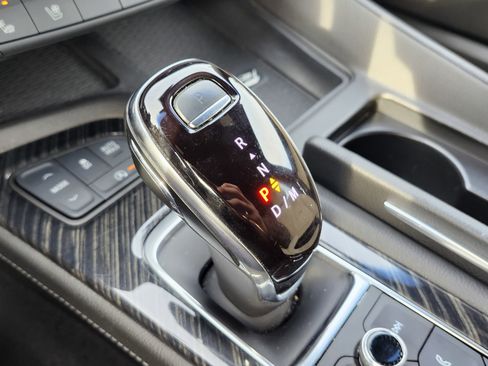 Used 2023 Cadillac CT5 Luxury image 36