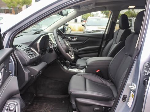 New 2025 Subaru Ascent Limited image 17