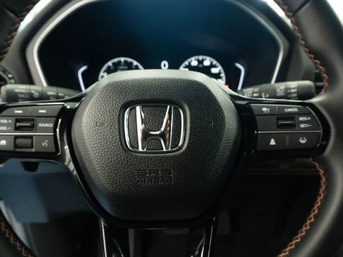 Certified 2025 Honda Pilot Sport image 5