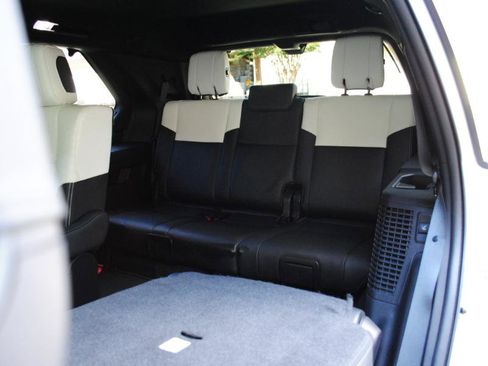 Used 2023 Toyota Sequoia Capstone image 11