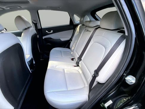 Used 2022 Hyundai Kona Limited AWD/4WD image 20