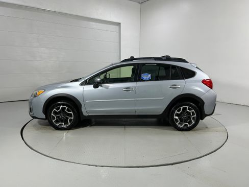 Used 2017 Subaru Crosstrek 2.0i Limited image 20
