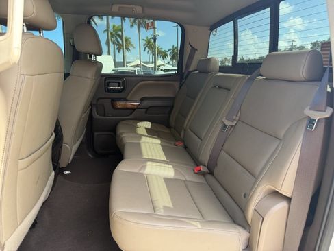 Used 2018 GMC Sierra 1500 SLT w/ Enhanced Driver Alert Package RWD image 12