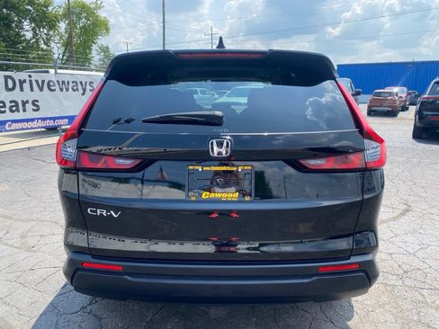 Used 2024 Honda CR-V EX image 3