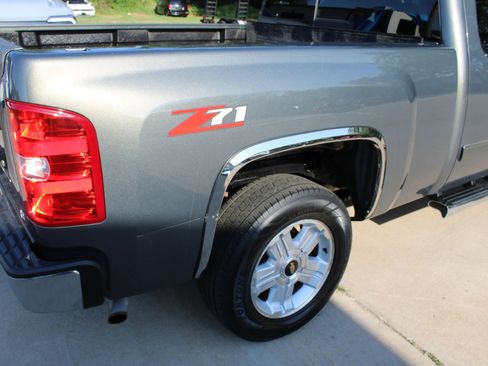Used 2011 Chevrolet Silverado 1500 LT w/ All-Star Edition RWD image 9
