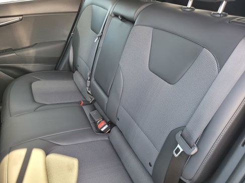 Used 2025 Kia Niro Wind image 13