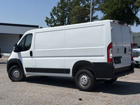 Used 2025 RAM ProMaster 2500 w/ Convenience Group FWD image 19