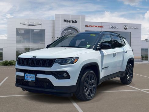 Used 2026 Jeep Compass Limited AWD/4WD image 4