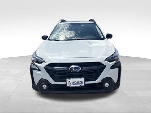 Used 2024 Subaru Outback Premium AWD/4WD image 2