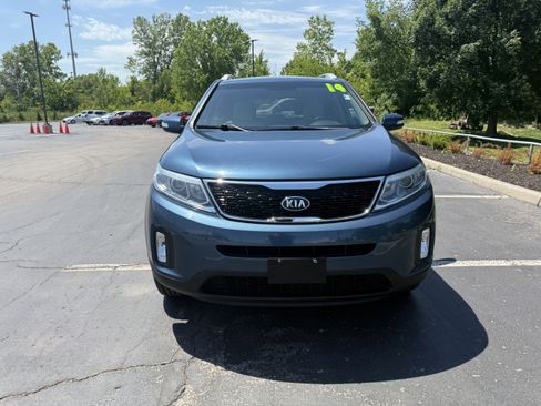 Used 2014 Kia Sorento LX AWD/4WD image 3