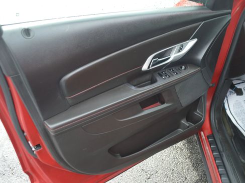 Used 2013 GMC Terrain SLE FWD image 13