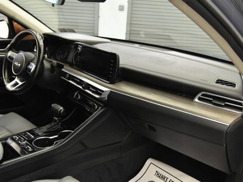 Used 2022 Kia K5 EX image 15
