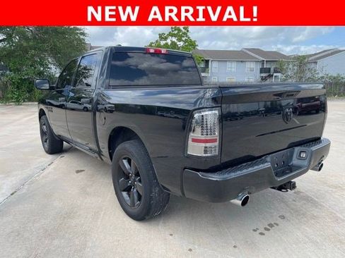 Used 2015 RAM 1500 Express w/ Black Ram 1500 Express Group image 5