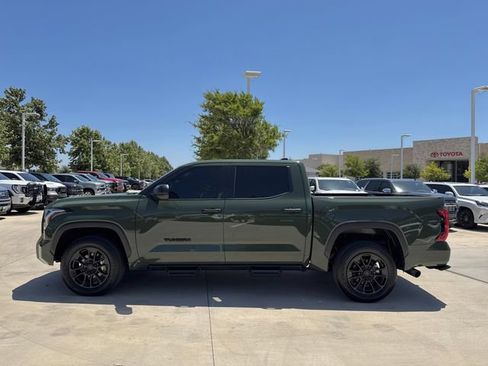 Used 2023 Toyota Tundra SR5 AWD/4WD image 5