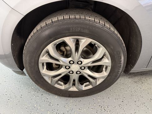 Used 2020 Buick Enclave Avenir w/ Avenir Technology Package FWD image 28