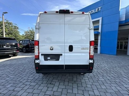 Used 2025 RAM ProMaster 2500 w/ Convenience Group FWD image 35