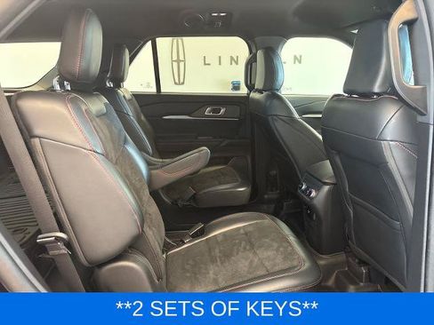 Certified 2025 Ford Explorer ST RWD image 11