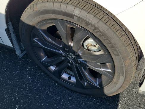 Used 2026 Toyota Sienna XSE image 8