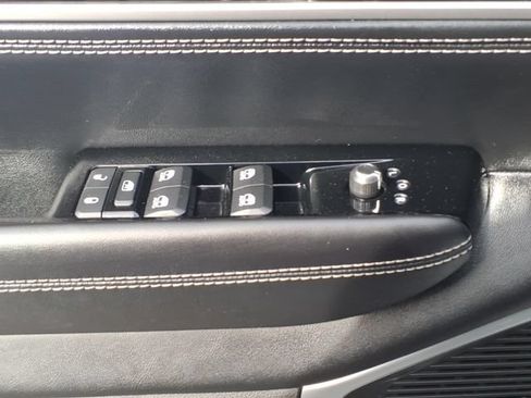 Certified 2023 Jeep Wagoneer 4WD image 24