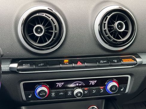 Used 2016 Audi A3 e-tron Premium Plus w/ Premium Plus Package image 23