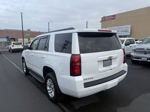 Used 2018 Chevrolet Tahoe LT image 3