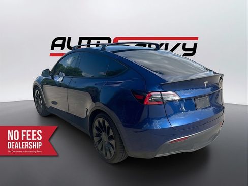Used 2024 Tesla Model Y Performance AWD/4WD image 5