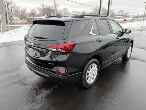 Used 2022 Chevrolet Equinox LT image 3