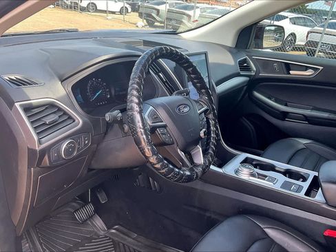 Used 2022 Ford Edge SEL w/ Convenience Package AWD/4WD image 2