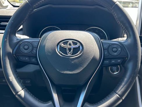 Certified 2019 Toyota RAV4 XLE Premium w/ Advanced Technology Package AWD/4WD image 21