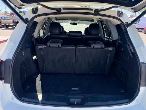 Used 2020 Nissan Pathfinder SL image 26