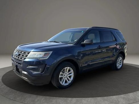 Used 2017 Ford Explorer 4WD image 1
