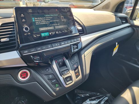 New 2026 Honda Odyssey EX-L image 8