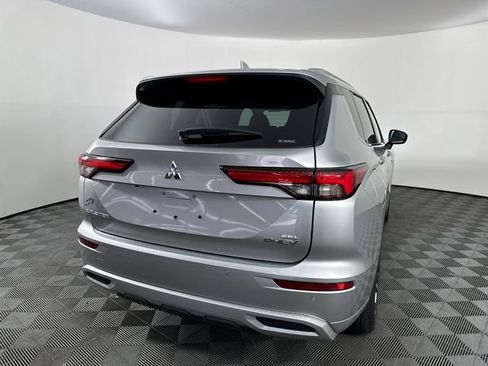 New 2025 Mitsubishi Outlander SEL image 11